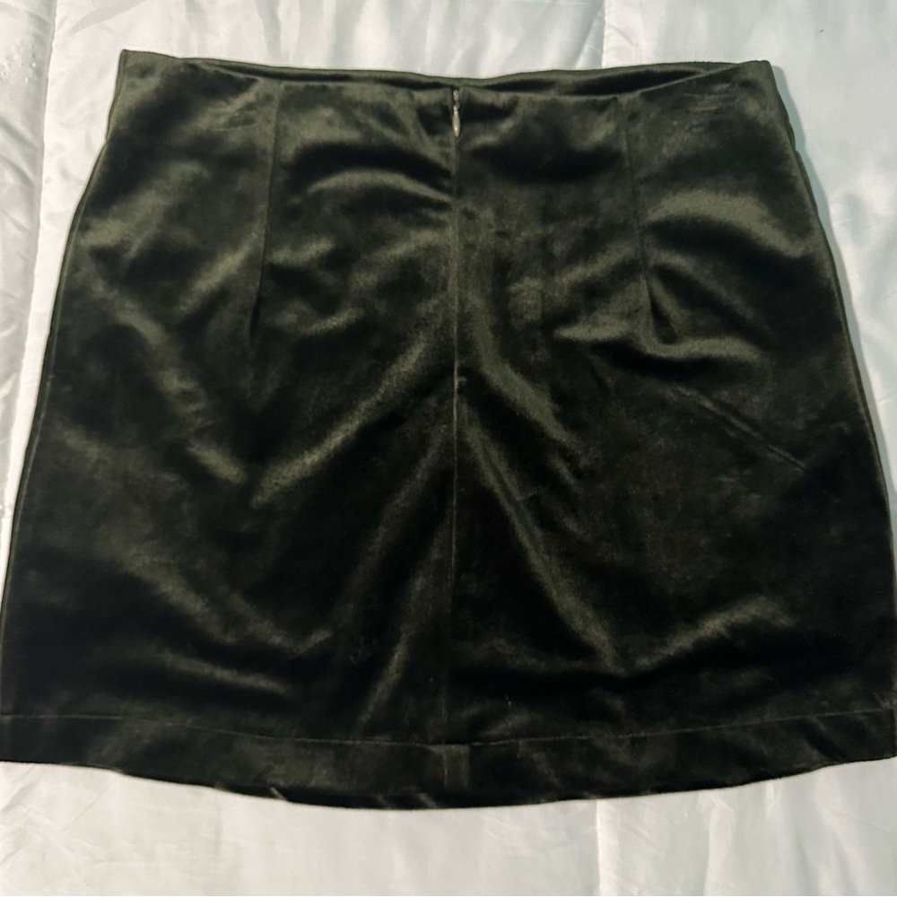 Umgee floral embroidered skirt - Picture 3 of 9